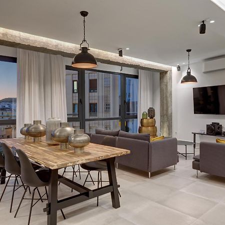 Apartment Tribuna Center By Seric,15' Walking To The Beach Málaga Exterior foto